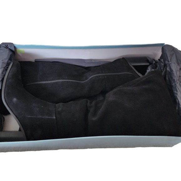 Seychelles Black Suede Over the Knee Boot size 10 New in Box Block Heel - Picture 12 of 15